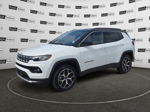 Certified 2026 Jeep Compass Limited AWD/4WD image 2