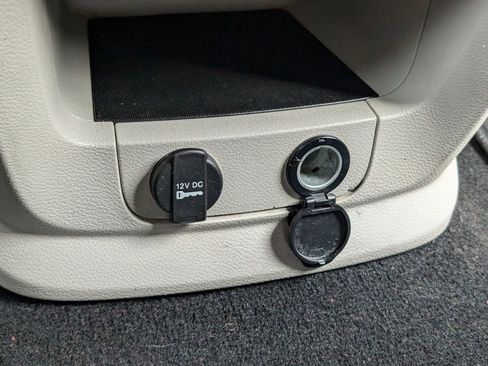 Used 2019 Dodge Grand Caravan SE image 11