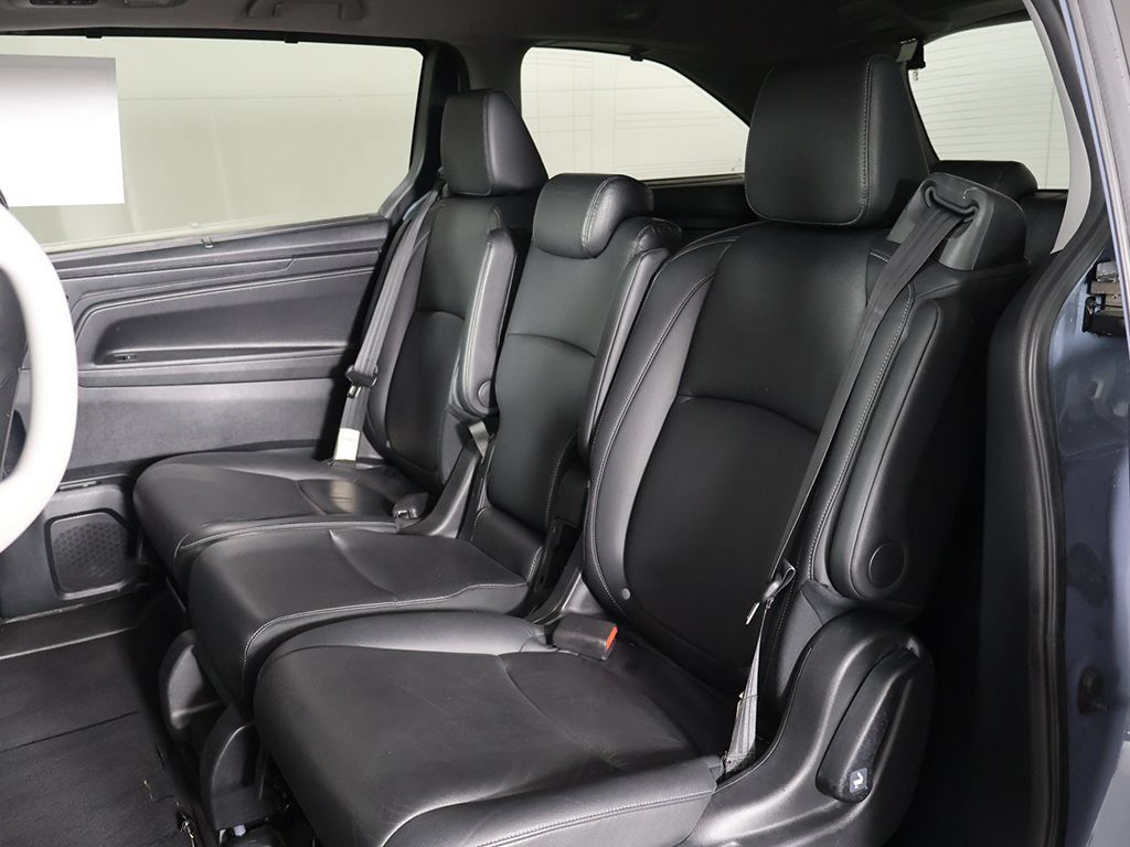 Used 2023 Honda Odyssey Touring image 34
