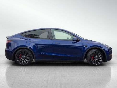 Used 2023 Tesla Model Y Performance AWD/4WD image 4