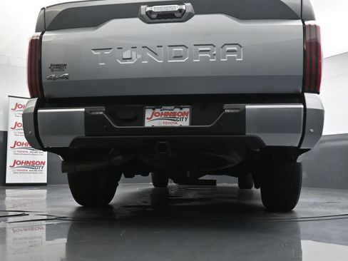 Used 2024 Toyota Tundra Limited AWD/4WD image 41
