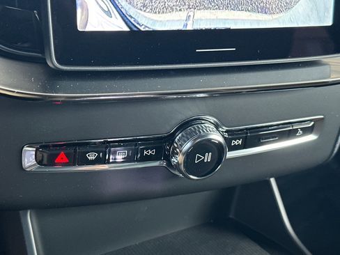 New 2026 Volvo XC90 B6 Plus image 19