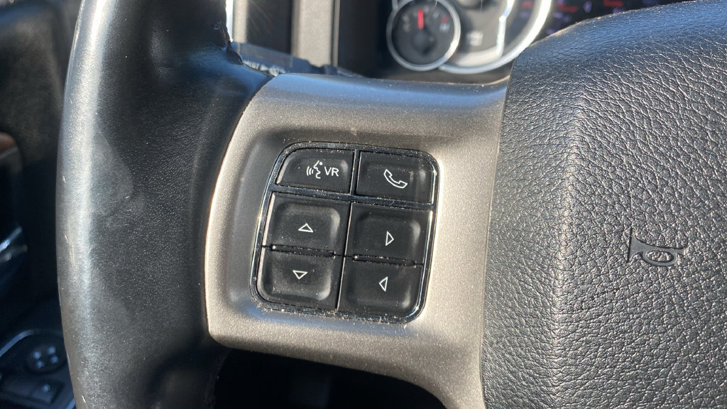Used 2017 RAM 1500 Laramie w/ Convenience Group AWD/4WD image 21