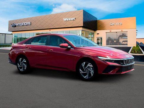 New 2025 Hyundai Elantra Limited image 10