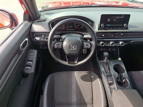 Used 2023 Honda Civic Sport image 10
