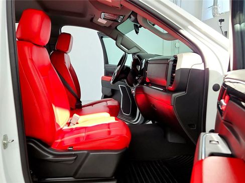 Used 2023 GMC Sierra 1500 Elevation AWD/4WD image 14