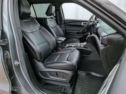 Used 2023 Ford Explorer ST w/ Equipment Group 401A AWD/4WD image 25