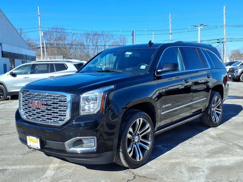 Used 2020 GMC Yukon Denali w/ Denali Ultimate Package image 3