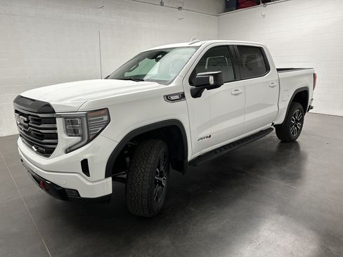 Used 2026 GMC Sierra 1500 AT4 w/ AT4 Premium Package AWD/4WD image 5