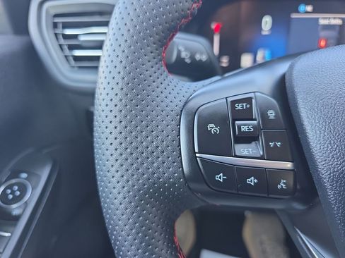 Certified 2023 Ford Escape ST-Line w/ Tech Pack #1 image 24