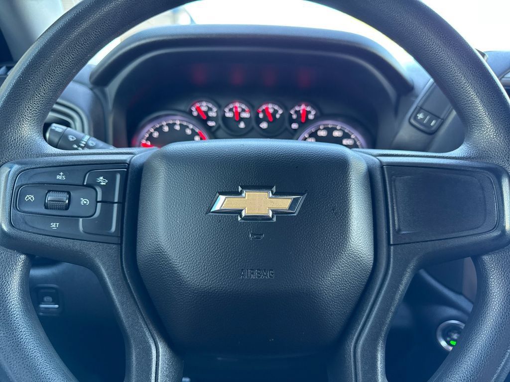 Used 2023 Chevrolet Silverado 1500 Custom RWD image 24