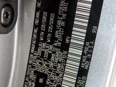 Used 2023 Toyota Sienna Platinum image 26