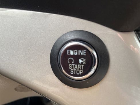Used 2013 Ford Escape SEL AWD/4WD image 19