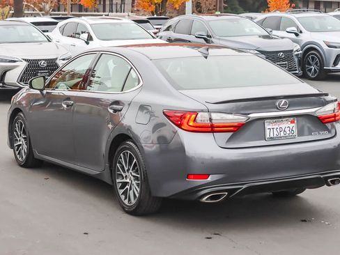 Used 2016 Lexus ES 350 image 2