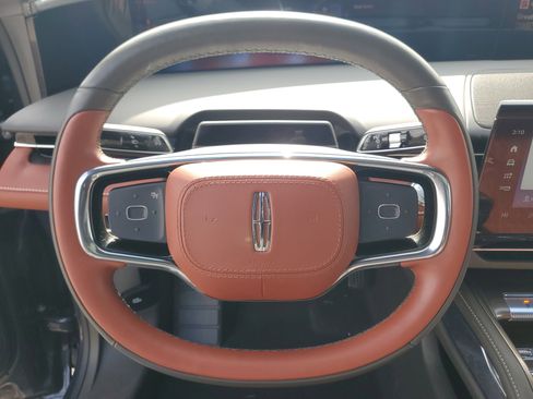 Certified 2024 Lincoln Nautilus Black Label w/ Jet Appearance Package (87T) image 14