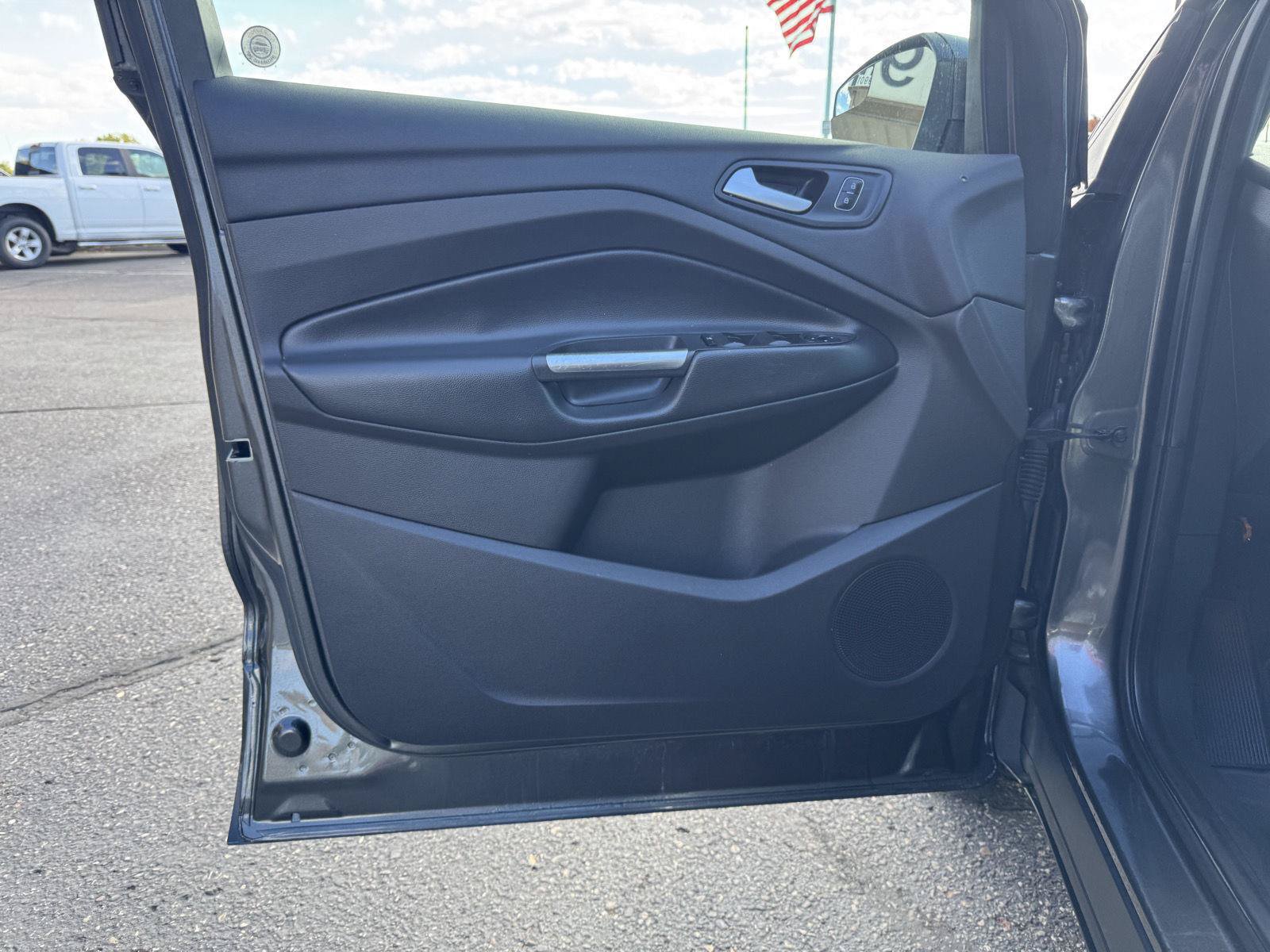 Used 2018 Ford Escape SE AWD/4WD image 12