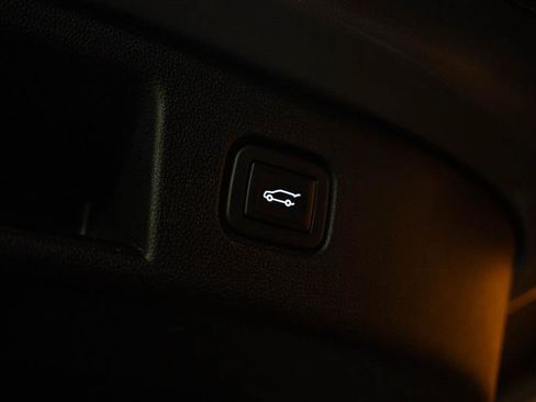Used 2024 Chevrolet Blazer EV RS AWD/4WD image 8