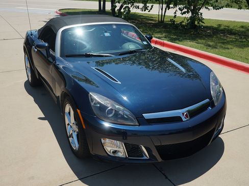 Used 2008 Saturn Sky Red Line RWD image 20