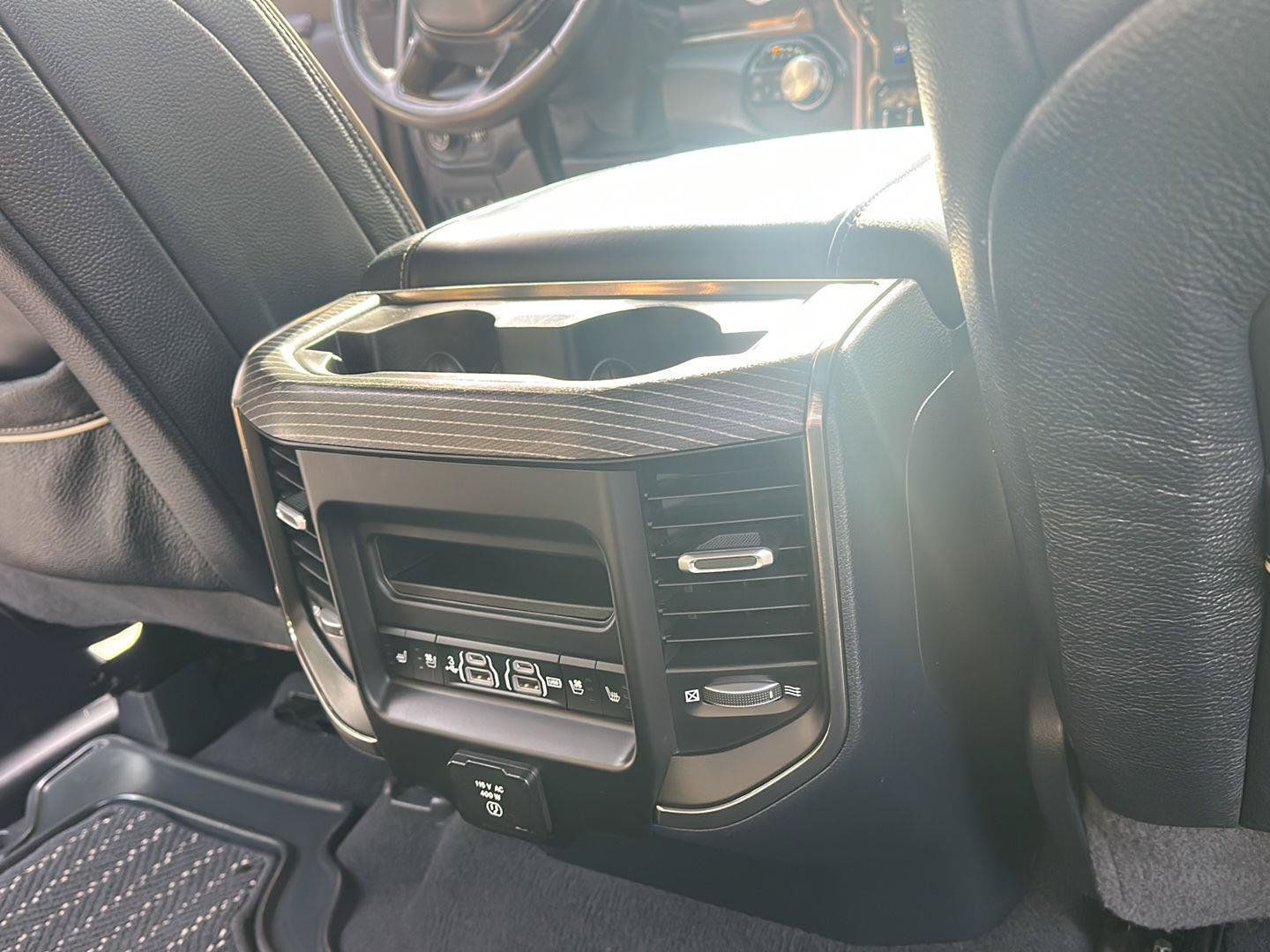 Used 2019 RAM 1500 Limited AWD/4WD image 14