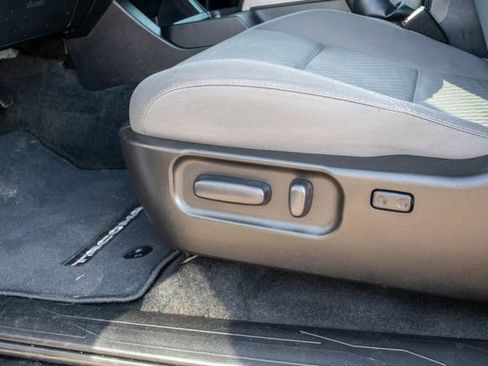 Used 2021 Toyota Tacoma SR5 image 16