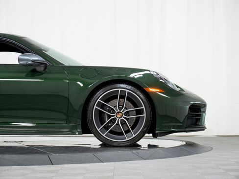 Certified 2026 Porsche 911 Carrera T RWD image 11