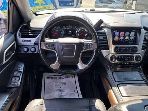 Used 2020 GMC Yukon XL Denali w/ Denali Ultimate Package AWD/4WD image 26