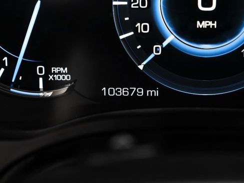 Used 2018 Cadillac Escalade Luxury RWD image 26