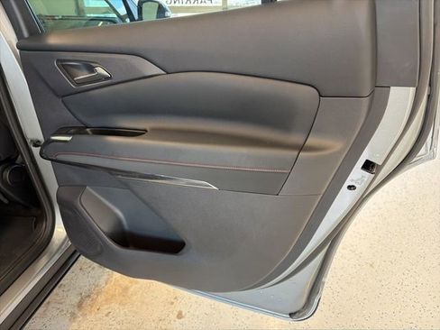 Used 2024 Chevrolet Traverse Z71 image 45