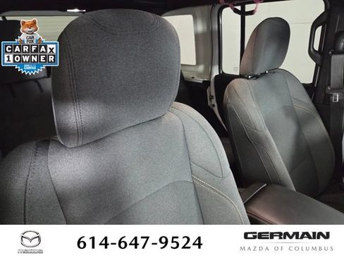 Used 2024 Jeep Wrangler Unlimited Sahara AWD/4WD image 20