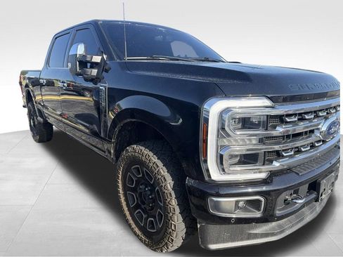 Used 2024 Ford F250 Platinum AWD/4WD image 14
