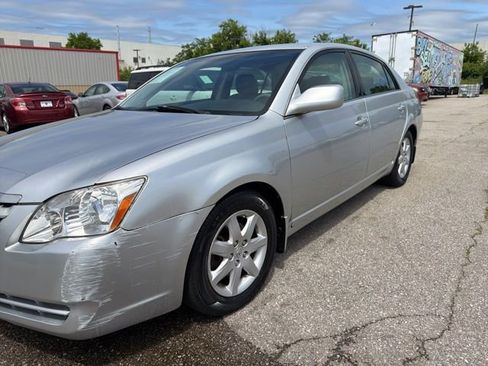 Used 2007 Toyota Avalon FWD image 3