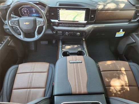 New 2026 Chevrolet Silverado 2500 High Country w/ High Country Premium Package AWD/4WD image 27