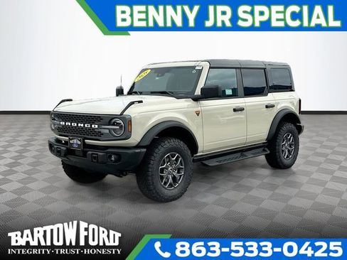 New 2025 Ford Bronco Badlands AWD/4WD image 1
