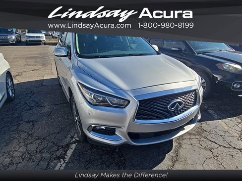 Used 2018 INFINITI QX60 Luxe w/ Deluxe Technology Package image 5