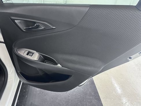 Used 2016 Chevrolet Malibu LT image 27