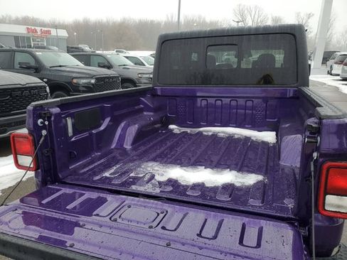 New 2026 Jeep Gladiator Sport AWD/4WD image 6
