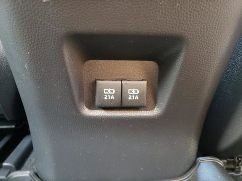 Used 2019 Toyota RAV4 Adventure image 20