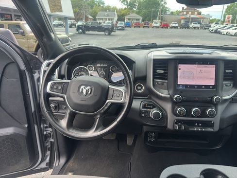 Used 2024 RAM 2500 Big Horn AWD/4WD image 12