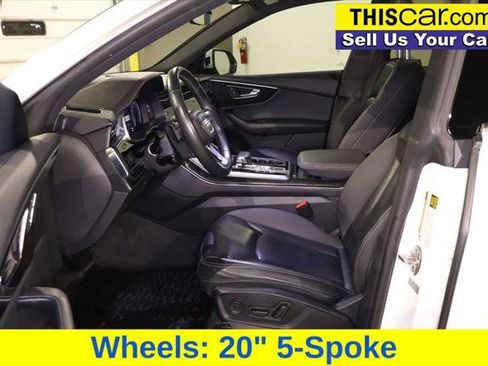 Used 2019 Audi Q8 Premium w/ Convenience Package AWD/4WD image 26