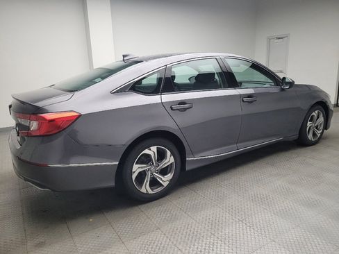 Used 2019 Honda Accord EX image 10