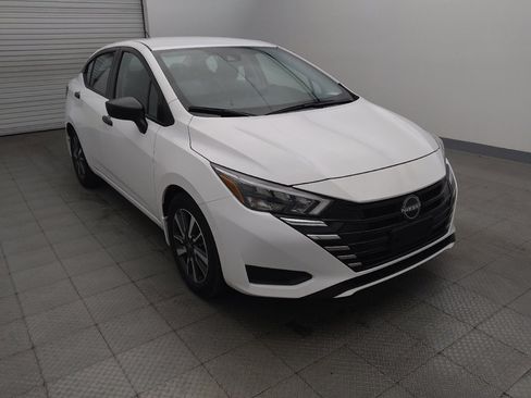 Used 2025 Nissan Versa S w/ S Plus Package FWD image 13