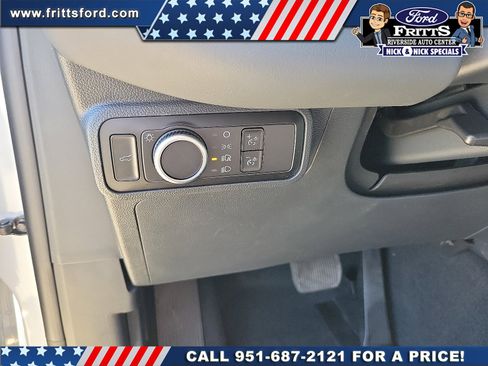 New 2026 Ford Explorer Active image 13