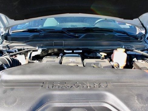 New 2024 RAM 5500 Tradesman w/ Chrome Appearance Group image 19