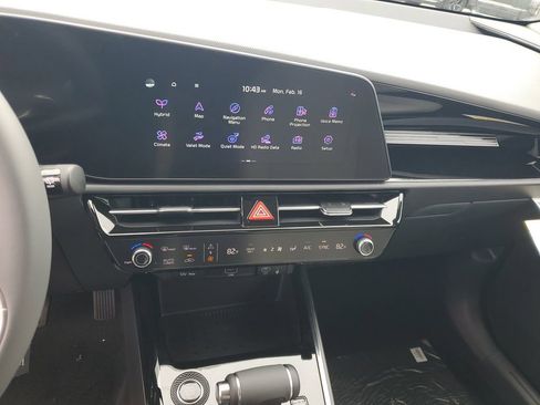 New 2026 Kia Niro EX image 15