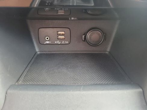 Certified 2024 Subaru Forester Touring AWD/4WD image 17