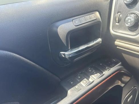 Used 2017 GMC Sierra 1500 SLT w/ SLT Premium Package AWD/4WD image 20