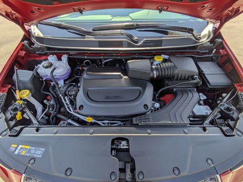 New 2026 Chrysler Pacifica Select image 28