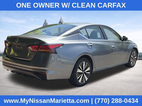 Used 2021 Nissan Altima 2.5 SV FWD image 1