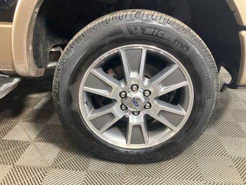 Used 2014 Ford F150 Lariat w/ Equipment Group 501A Mid image 22