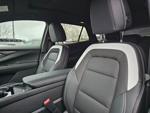 New 2026 Chevrolet Blazer EV LT AWD/4WD image 12